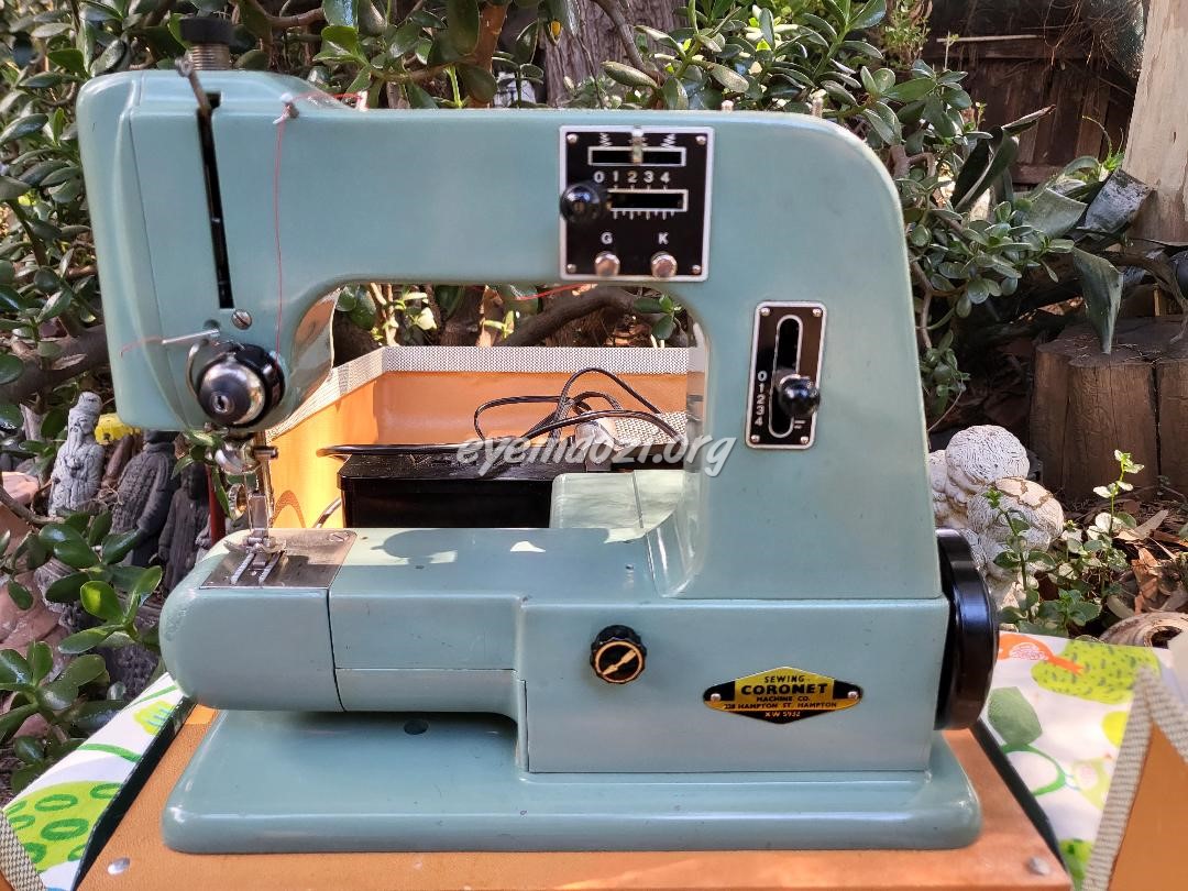 Amazing Vintage sewing machines to collect and use.