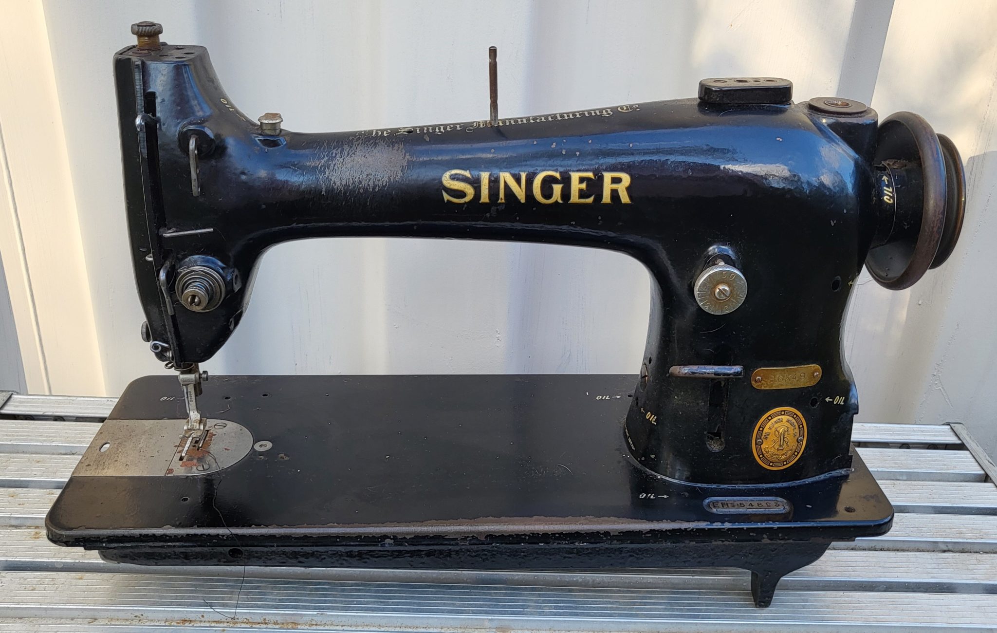 Singer Ma Singer VSMs - Eye Ma Ozi Collector